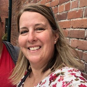 Meet your Posher, Miriam